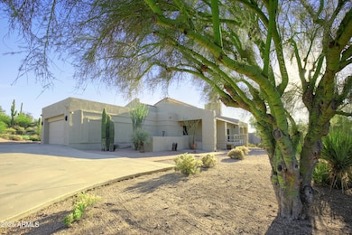 8249 E Carefree Dr, Carefree, AZ 85377 - photo 5