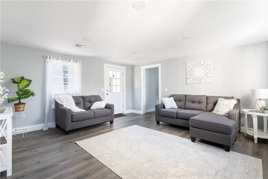 57 Greene St, Warwick, RI 02886 - photo 4