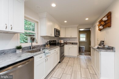 4808 Old Washington Rd, Sykesville, MD 21784 - photo 4