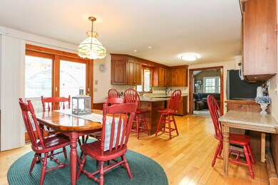 Large Spacious Kitchen