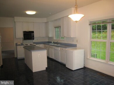 11723 Mayfair Field Dr, Lutherville Timonium, MD 21093 - photo 3