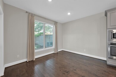 21 Heirloom Garden Place, the Woodlands, TX 77354 - photo 6