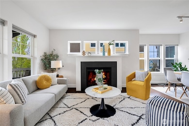 3241 SW Raymond St unit 1B, Seattle, WA 98126 - photo 4