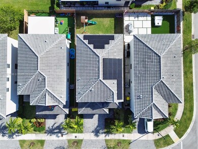 2636 SE 13th Ct, Homestead, FL 33035 - photo 2