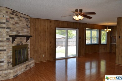 904 Lynn Ln, Copperas Cove, TX 76522 - photo 7