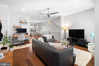 2131 E Firth St unit 1, Philadelphia, PA 19125 - photo 4