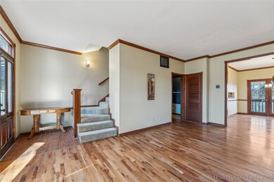 Custom Molding & Trim
