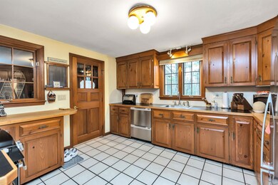 311 Gorham Pond Rd, Goffstown, NH 03045 - photo 5