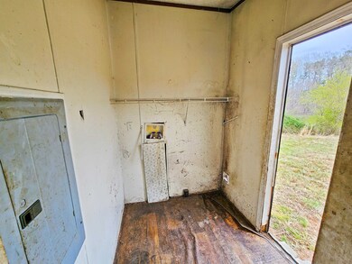 7662 Mountain Rd, Oxford, NC 27565 - photo 7