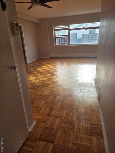 Fordham Hill Oval unit 15F, Bronx, NY 10468 - photo 6