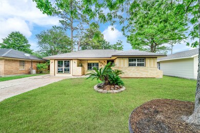 10314 Bretton Dr, Houston, TX 77016 - photo 2