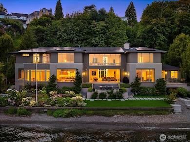 4911 NE Laurelcrest Ln, Seattle, WA 98105 - photo 3