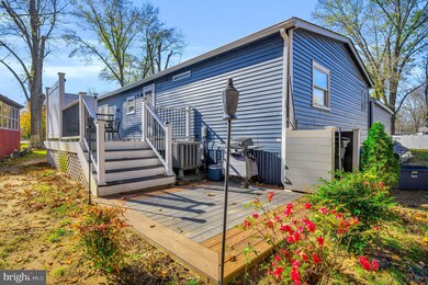 4776 Carmody Ct unit F, Harwood, MD 20776 - photo 2