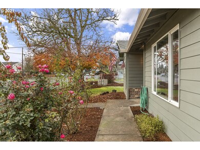 331 NE Yamhill St, Sheridan, OR 97378 - photo 5