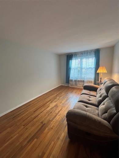 41-20 210th St unit 1, Flushing, NY 11361 - photo 6