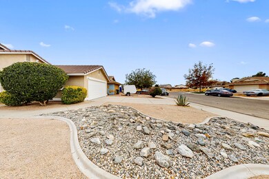 3432 Granite Ct, Rosamond, CA 93560 - photo 3