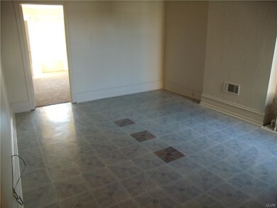 1315 W Hamilton St unit 2, Allentown, PA 18102 - photo 2