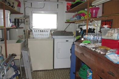 Storage/utility/laundry.