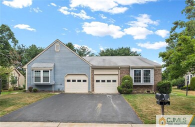 14B Benjamin Franklin Dr unit a, Monroe Township, NJ 08831 - photo 2