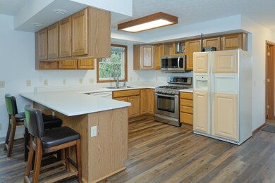 45122 27th St-106