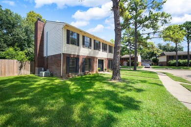 8011 Pinyon Creek Ct, Houston, TX 77095 - photo 2