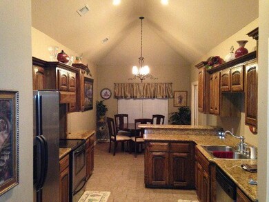 2703 Stacey St unit 69, Edinburg, TX 78539 - photo 2