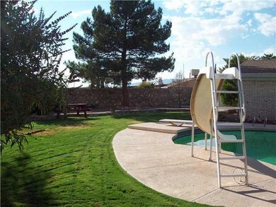 10824 Tom Kite Ct, El Paso, TX 79935 - photo 7