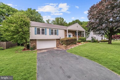 9516 Burning Branch Rd, Burke, VA 22015 - photo 2