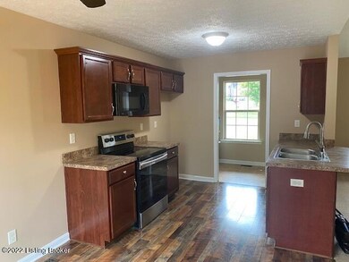 200 Gentry Crossings Blvd, Mount Washington, KY 40047 - photo 6