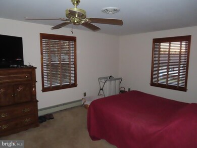 10 Kensington Dr unit 1, Littlestown, PA 17340 - photo 5