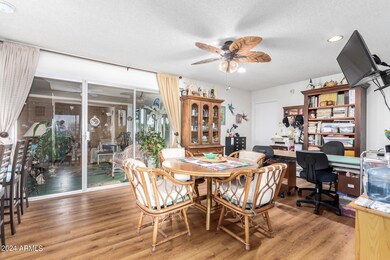 9707 W Loma Blanca Dr, Sun City, AZ 85351 - photo 6