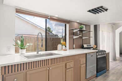 10731 Sageberry Dr, Houston, TX 77089 - photo 6