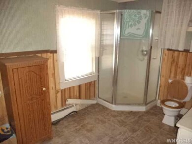 Bathroom. 1st floor bathroom and Laundry hookups