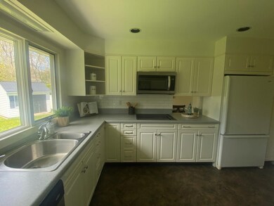 13 Sunview Terrace, South Dartmouth, MA 02748 - photo 7