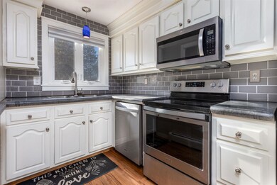 73 Shelburne Rd, Merrimack, NH 03054 - photo 4