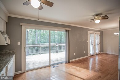 2426 Silver Fox Ln, Reston, VA 20191 - photo 7