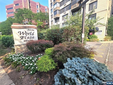World Plaza North unit 8D, Hackensack, NJ 07601 - photo 2
