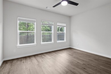 2420 S Fannin Ave, Denison, TX 75020 - photo 2