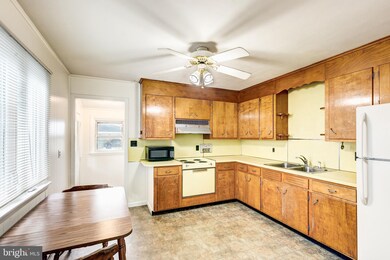 3026 Walnut St, Manchester, MD 21102 - photo 6