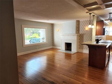 Living Room picture window