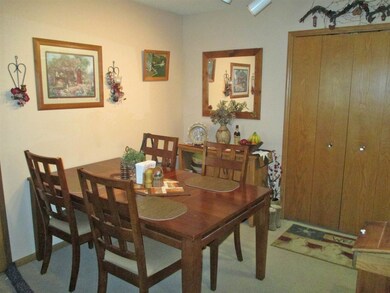 851 Park St unit 101, Oregon, WI 53575 - photo 6