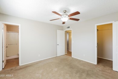 402 E Dunbar Dr, Tempe, AZ 85282 - photo 7