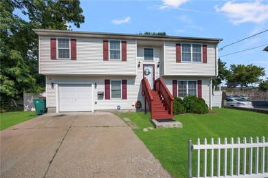 153 River St, Woonsocket, RI 02895 - photo 2