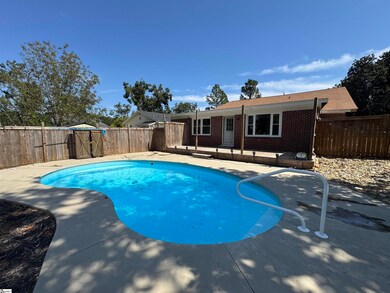 215 Church St, Edgefield, SC 29824 - photo 2