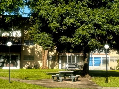 1751 NW 75th Ave unit 211, Plantation, FL 33313 - photo 2