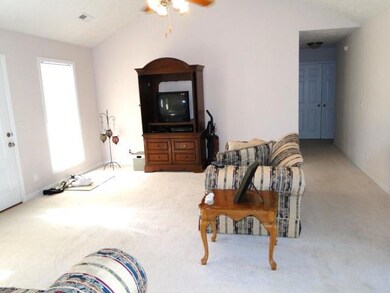 110 Garden Dr, Shelbyville, TN 37160 - photo 3