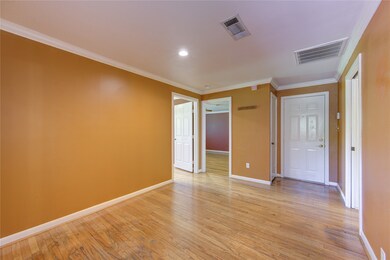 1011 Inwood St, Tomball, TX 77375 - photo 7