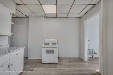 1411 Academy St, Scranton, PA 18504 - photo 6