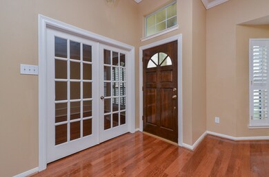 8227 Summer Reef Dr, Houston, TX 77095 - photo 2