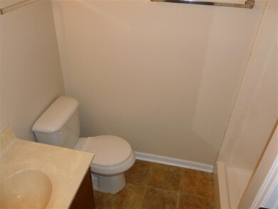 125 Windsor Ct, Jacksonville, NC 28546 - photo 7